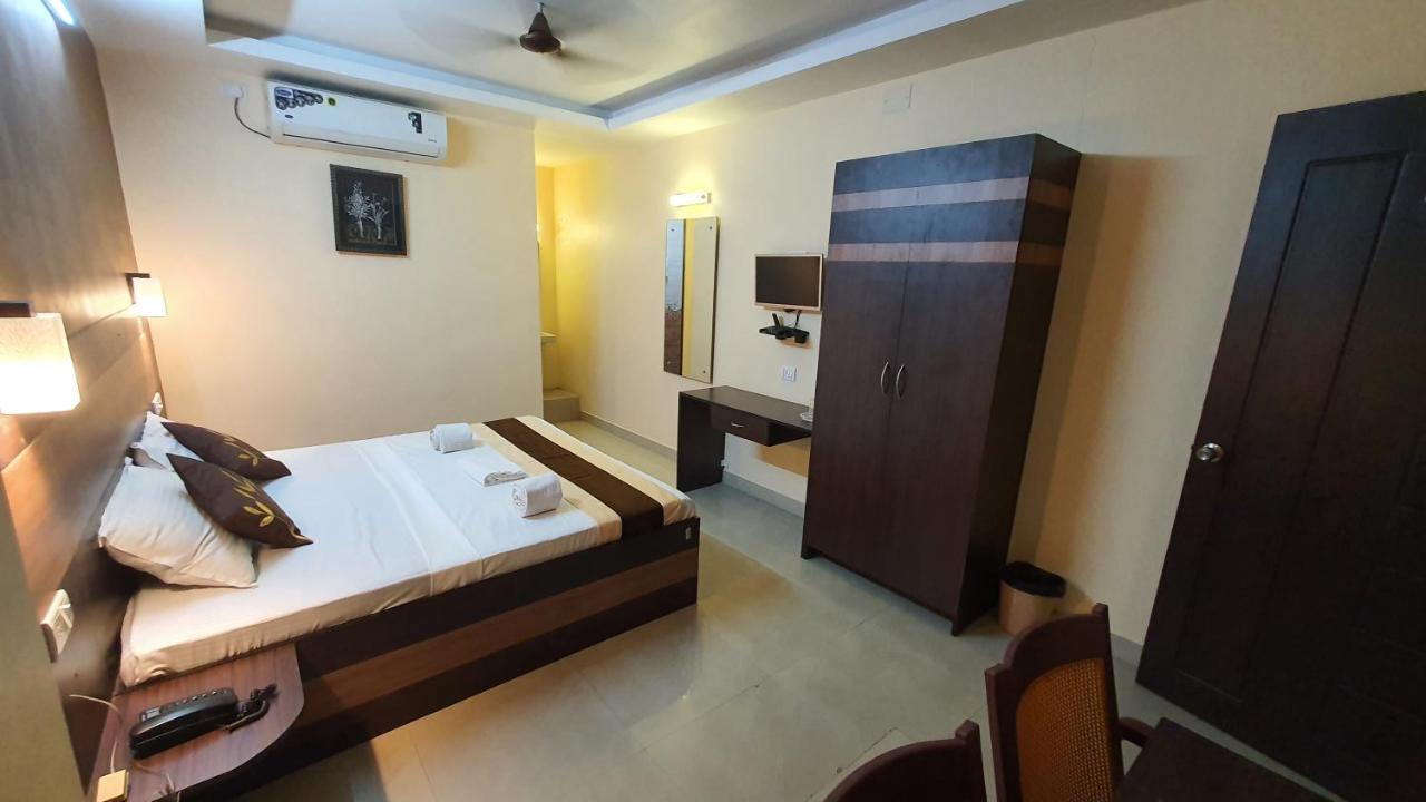 S4 Residency Hotel Chennai Luaran gambar
