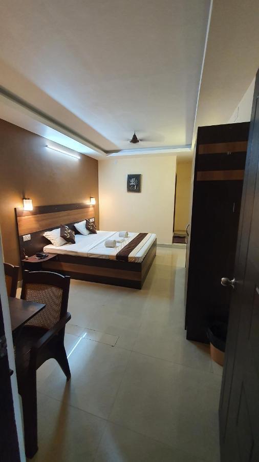 S4 Residency Hotel Chennai Luaran gambar