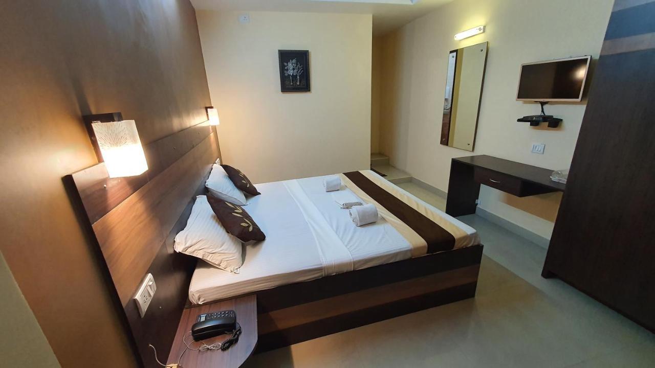 S4 Residency Hotel Chennai Luaran gambar