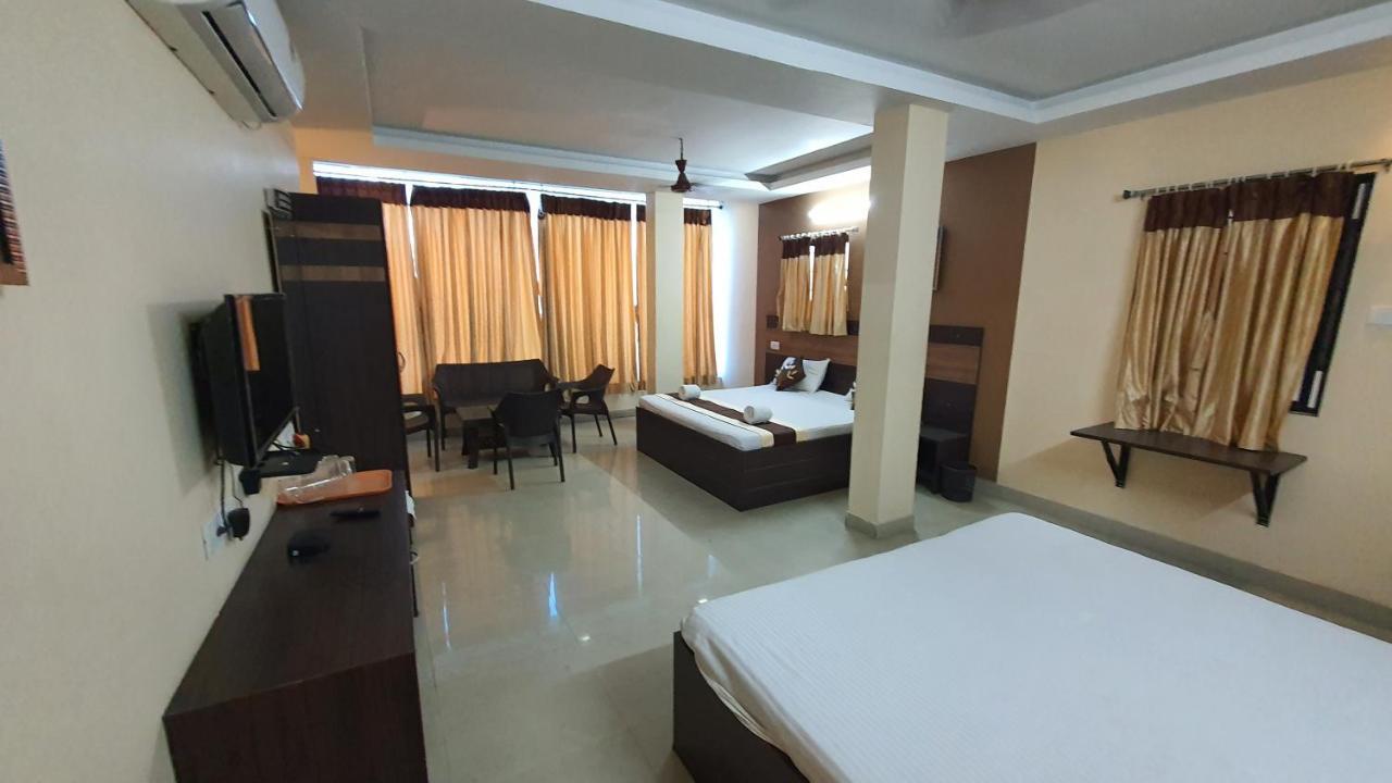 S4 Residency Hotel Chennai Luaran gambar
