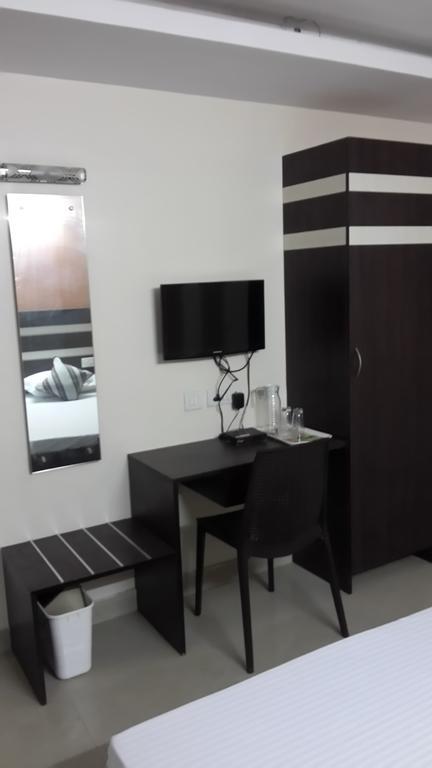 S4 Residency Hotel Chennai Bilik gambar